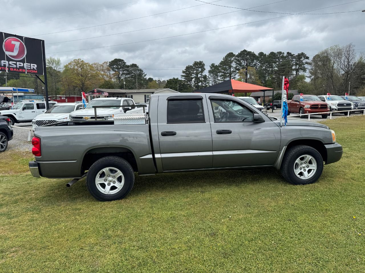 Dodge Dakota 4dr Quad Cab 131 SLT 2006