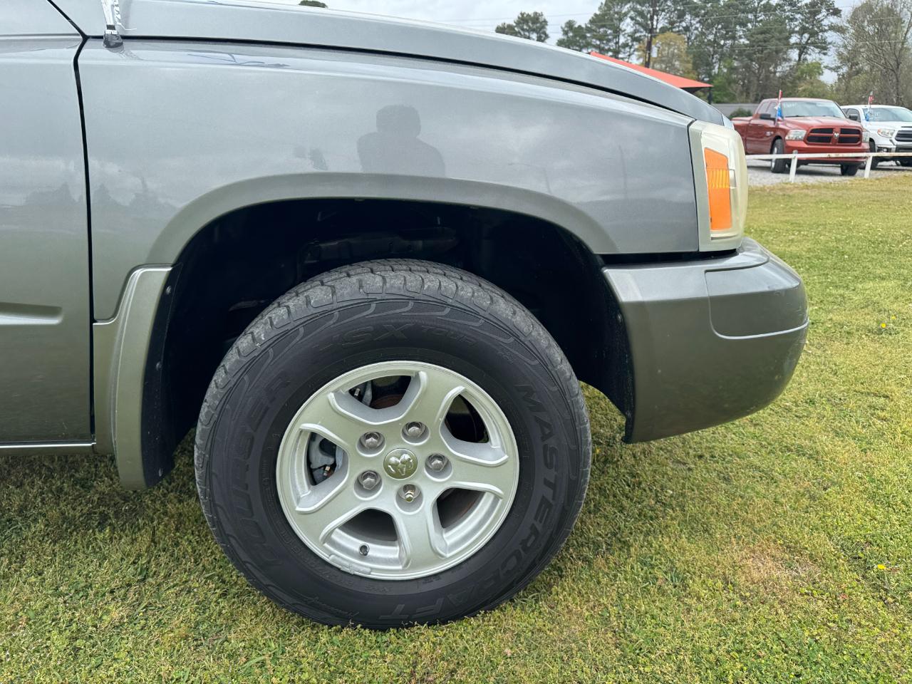 Dodge Dakota 4dr Quad Cab 131 SLT 2006