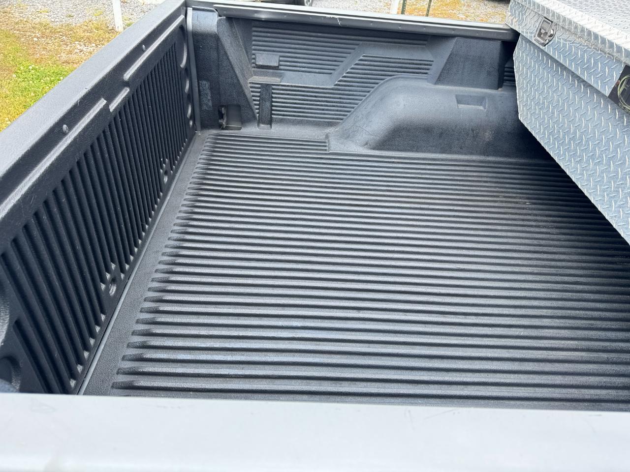 Dodge Dakota 4dr Quad Cab 131 SLT 2006