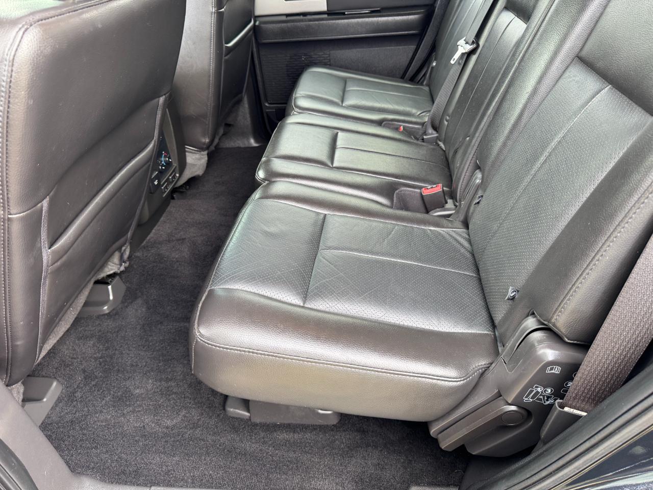 Ford Expedition 2WD 4dr Limited 2012