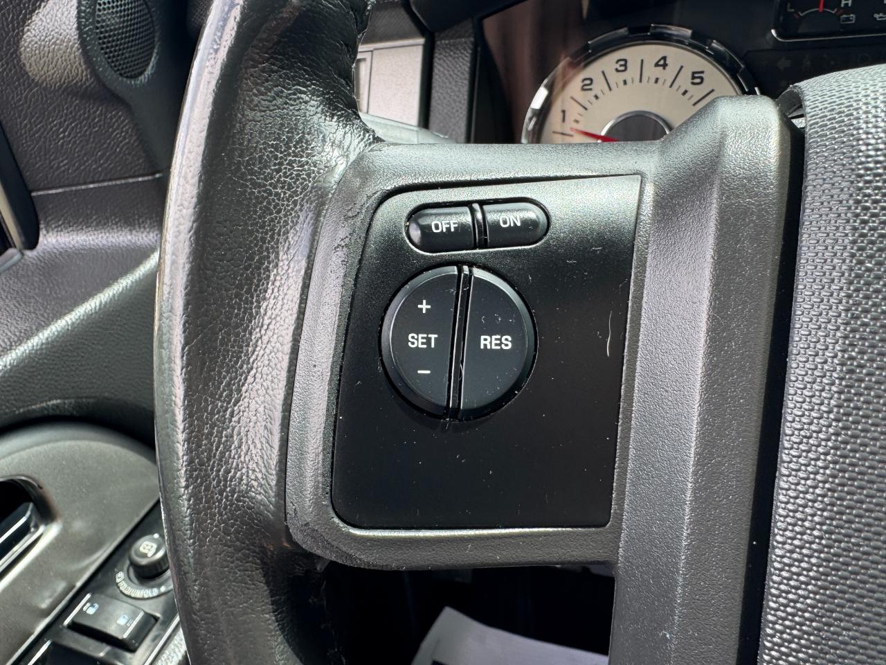 Ford Expedition 2WD 4dr Limited 2012