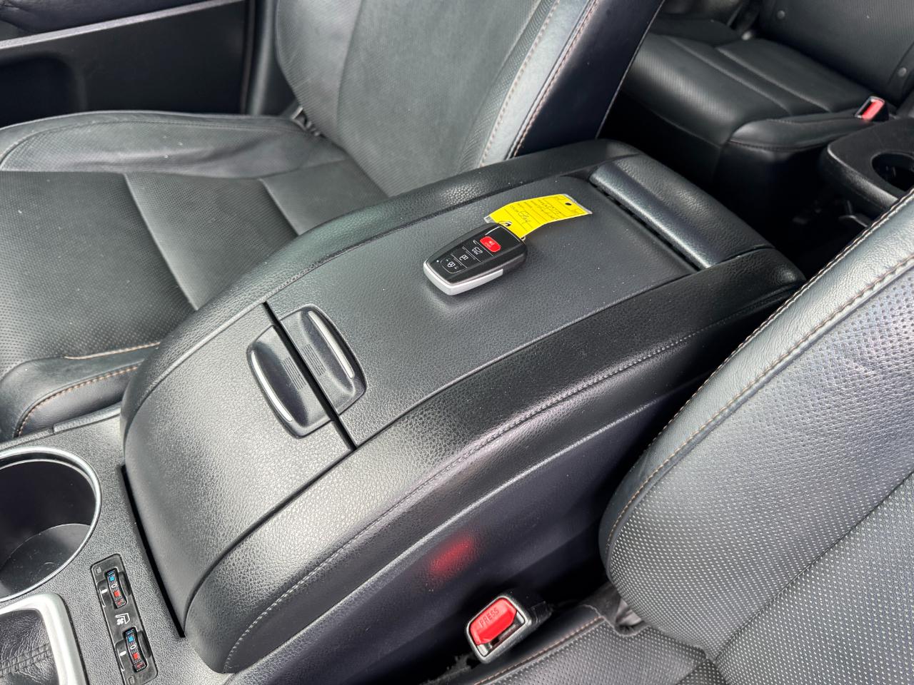 Toyota Highlander FWD 4dr V6 Limited (Natl) 2015