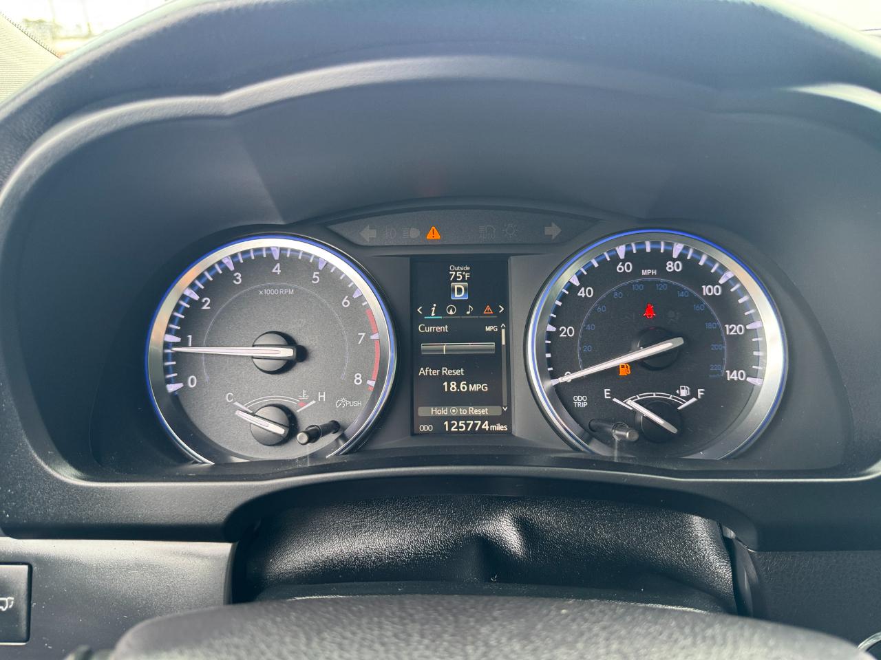 Toyota Highlander FWD 4dr V6 Limited (Natl) 2015