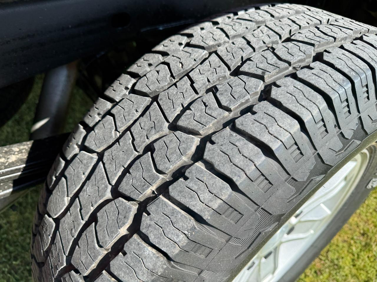 GMC Sierra 1500 4WD Ext Cab 143.5" SLE 2009