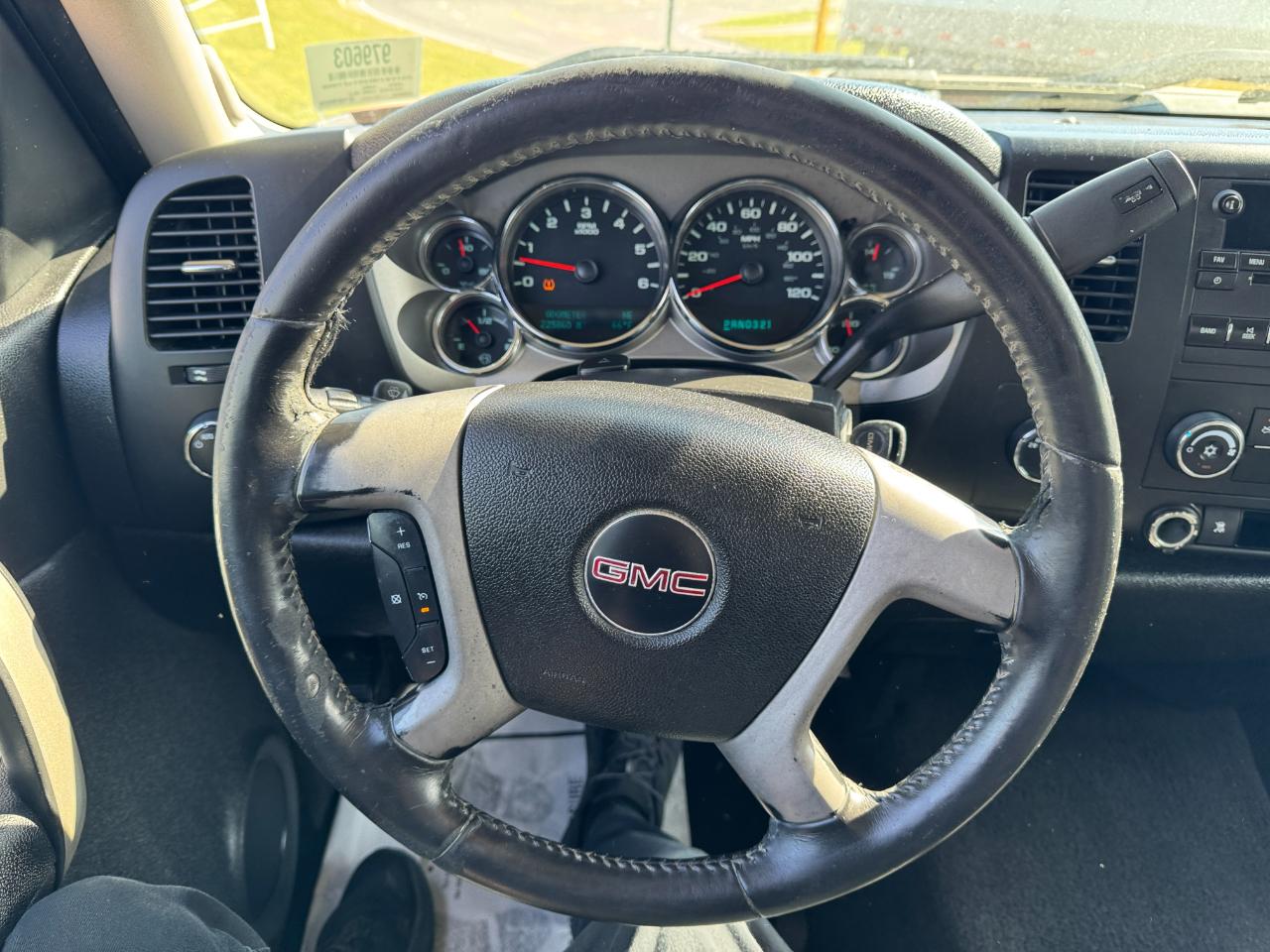 GMC Sierra 1500 4WD Ext Cab 143.5" SLE 2009