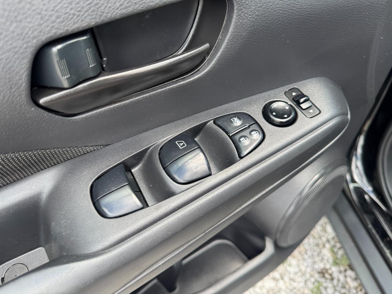 Nissan Kicks S FWD 2021