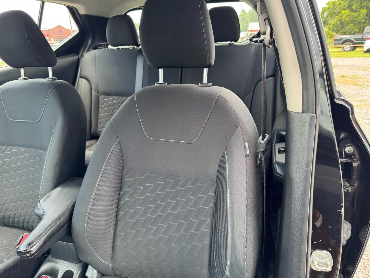 Nissan Kicks S FWD 2021