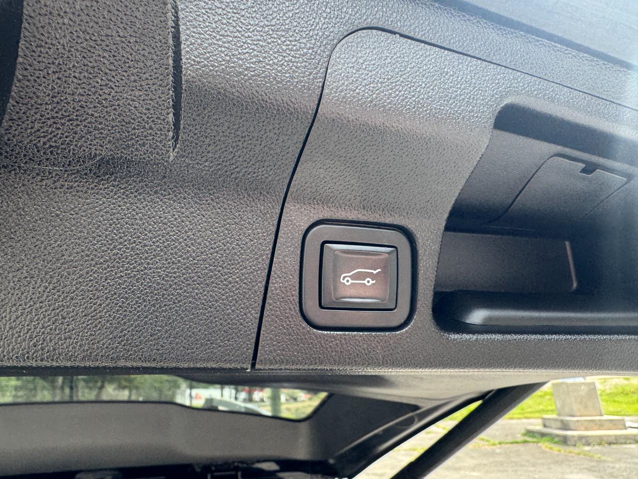 GMC Acadia FWD 4dr SLT w/SLT-1 2019