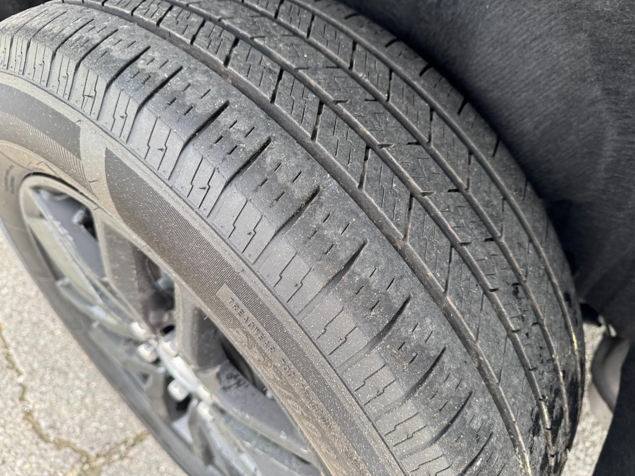 GMC Acadia FWD 4dr SLT w/SLT-1 2019