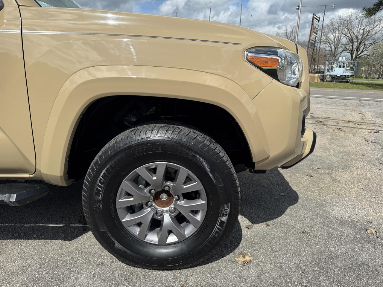 Toyota Tacoma 2WD TRD Sport Access Cab 6' Bed V6 AT (Natl) 2019