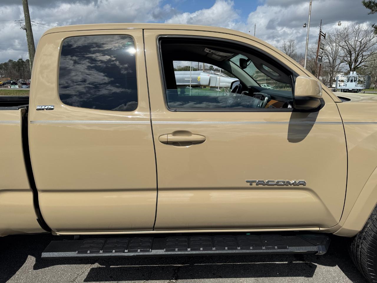 Toyota Tacoma 2WD TRD Sport Access Cab 6' Bed V6 AT (Natl) 2019
