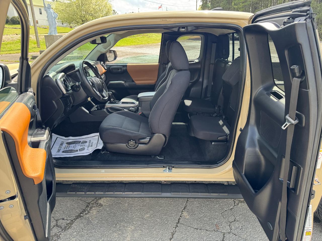 Toyota Tacoma 2WD TRD Sport Access Cab 6' Bed V6 AT (Natl) 2019