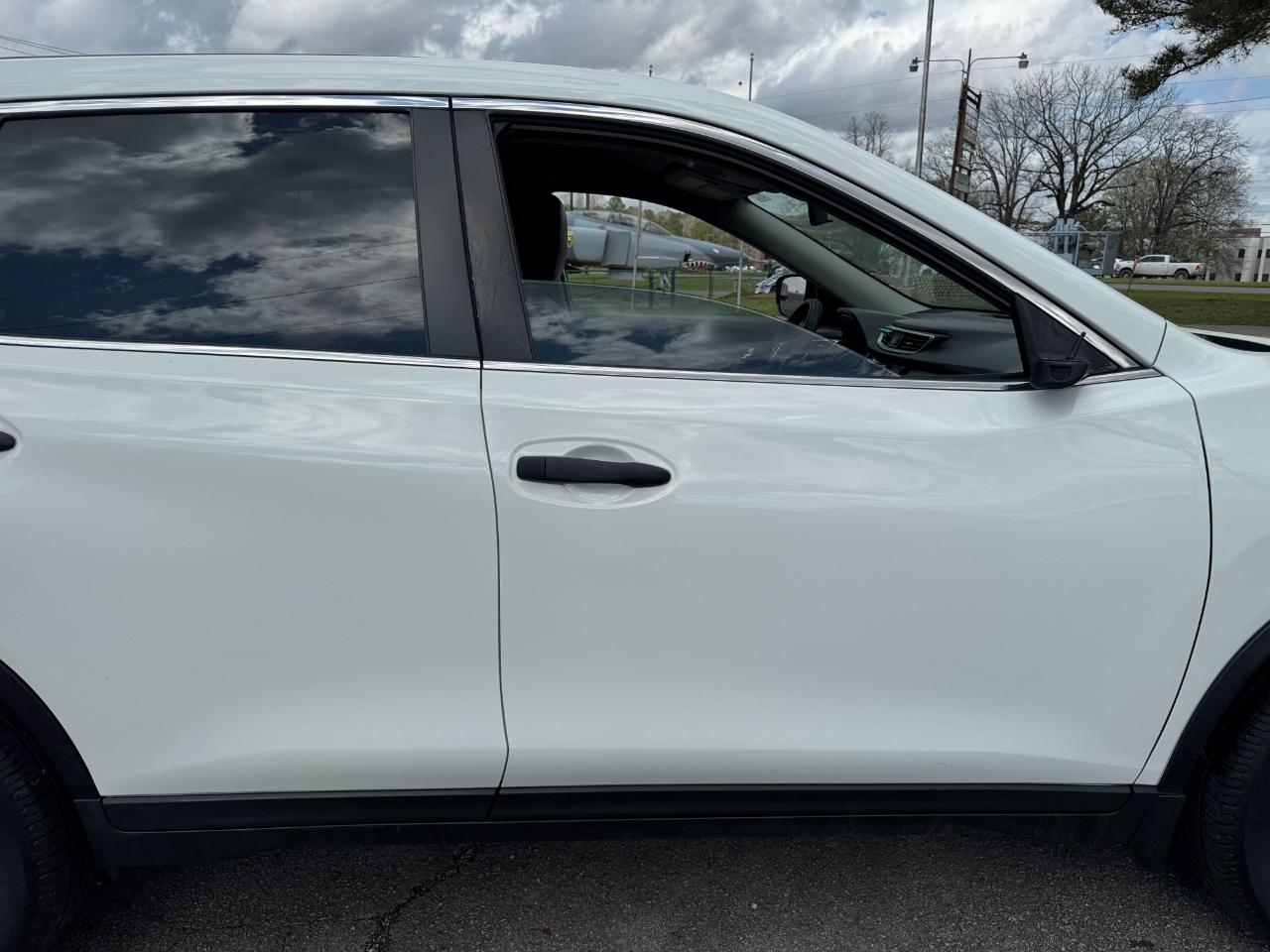 Nissan Rogue FWD 4dr S 2016