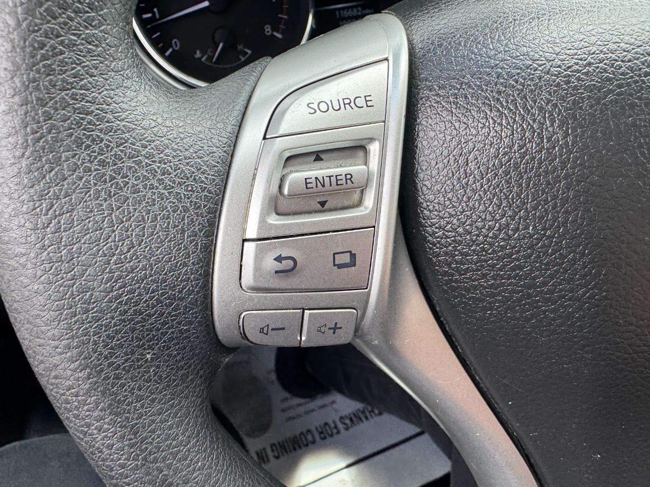 Nissan Rogue FWD 4dr S 2016