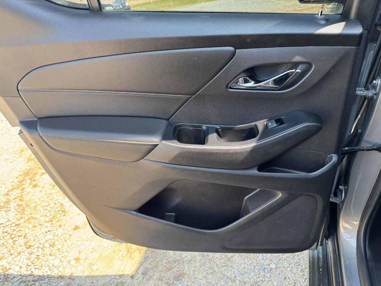 Chevrolet Traverse FWD 4dr LT Cloth w/1LT 2019