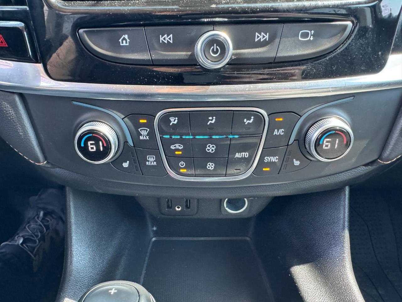 Chevrolet Traverse FWD 4dr LT Cloth w/1LT 2019