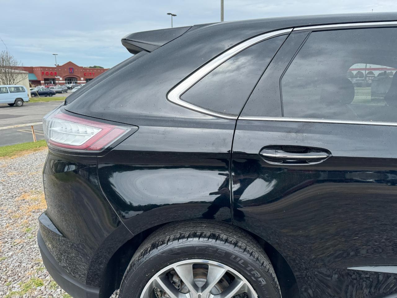 Ford Edge 4dr Titanium AWD 2016