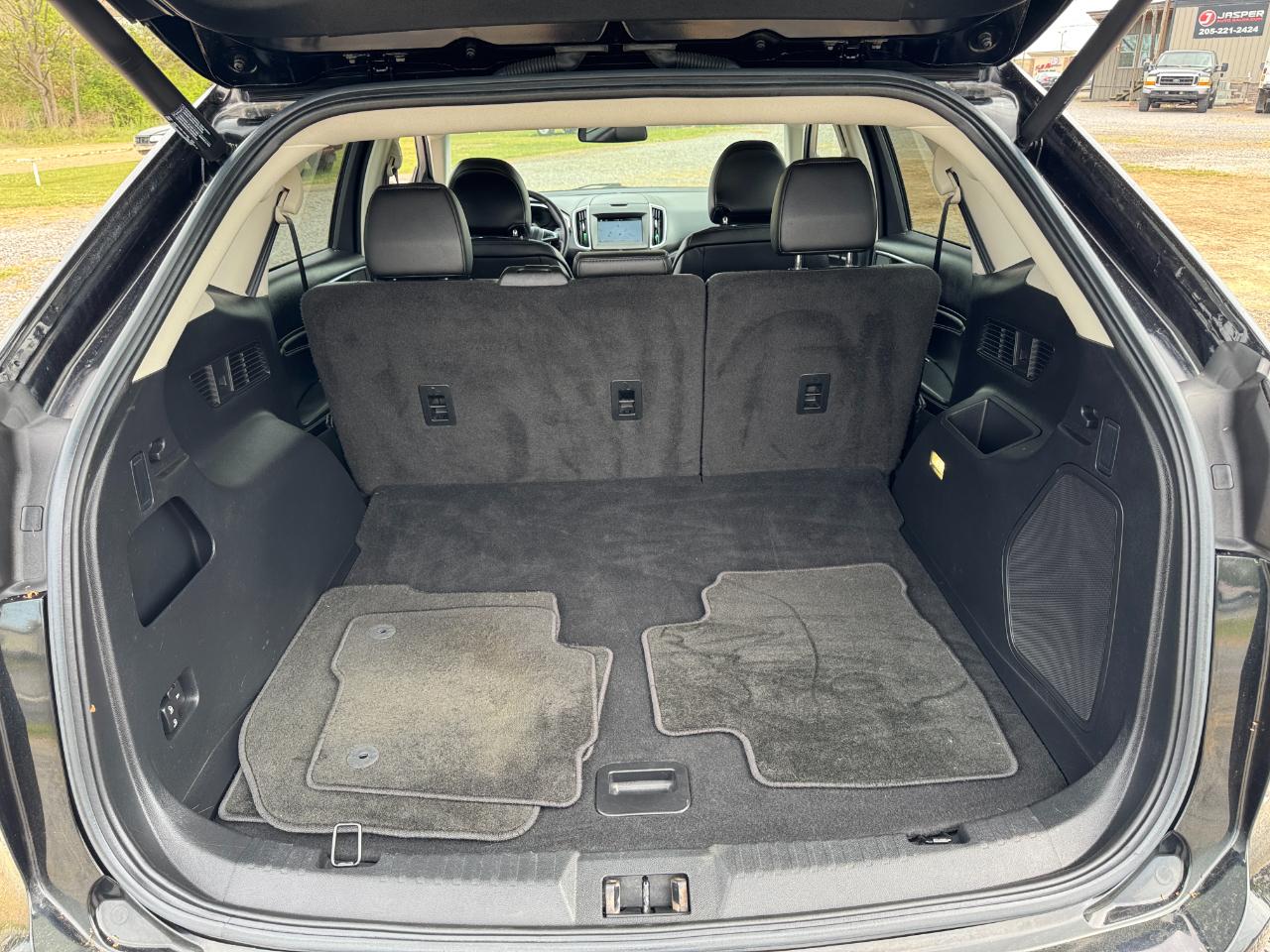 Ford Edge 4dr Titanium AWD 2016