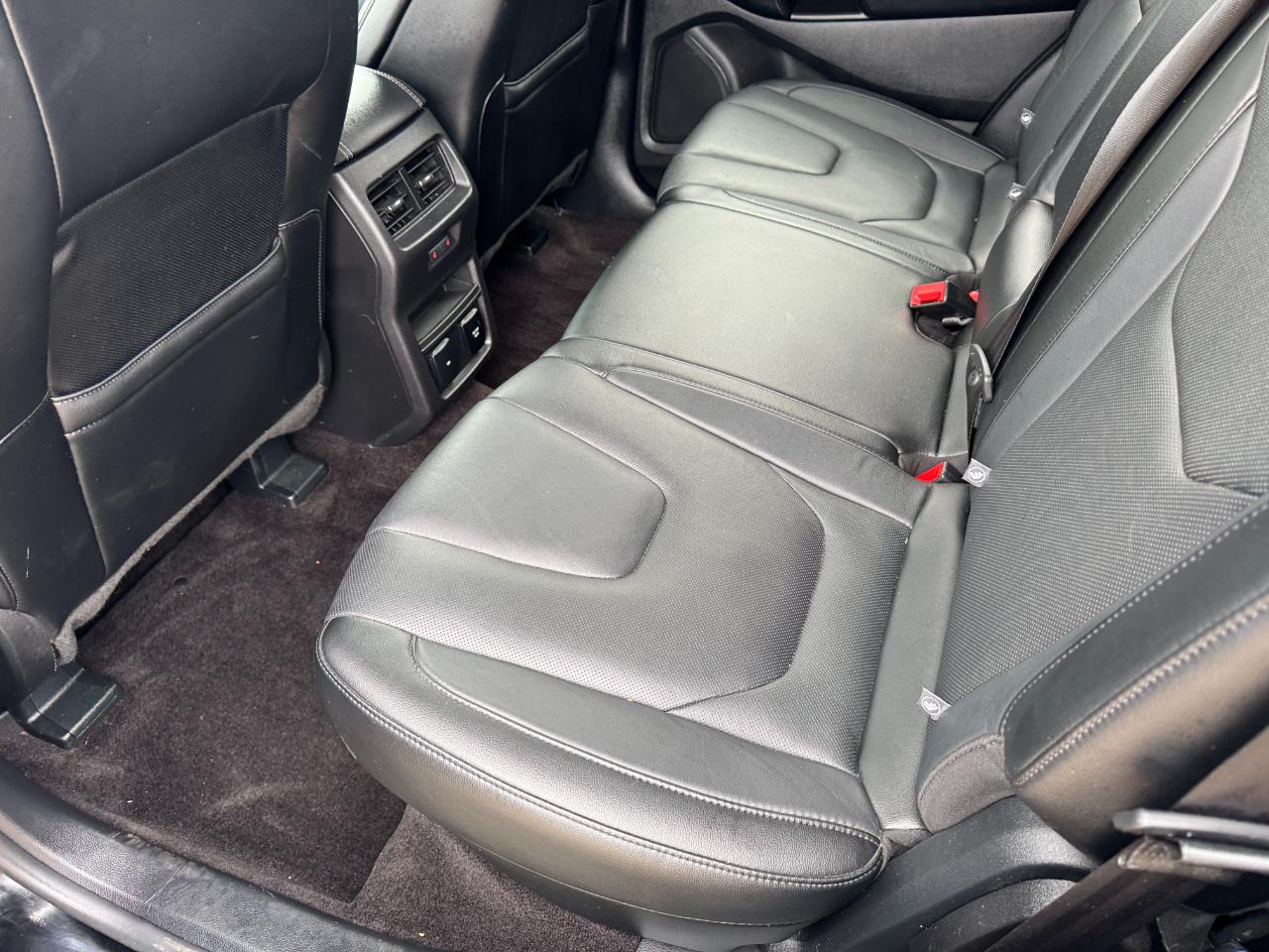 Ford Edge 4dr Titanium AWD 2016