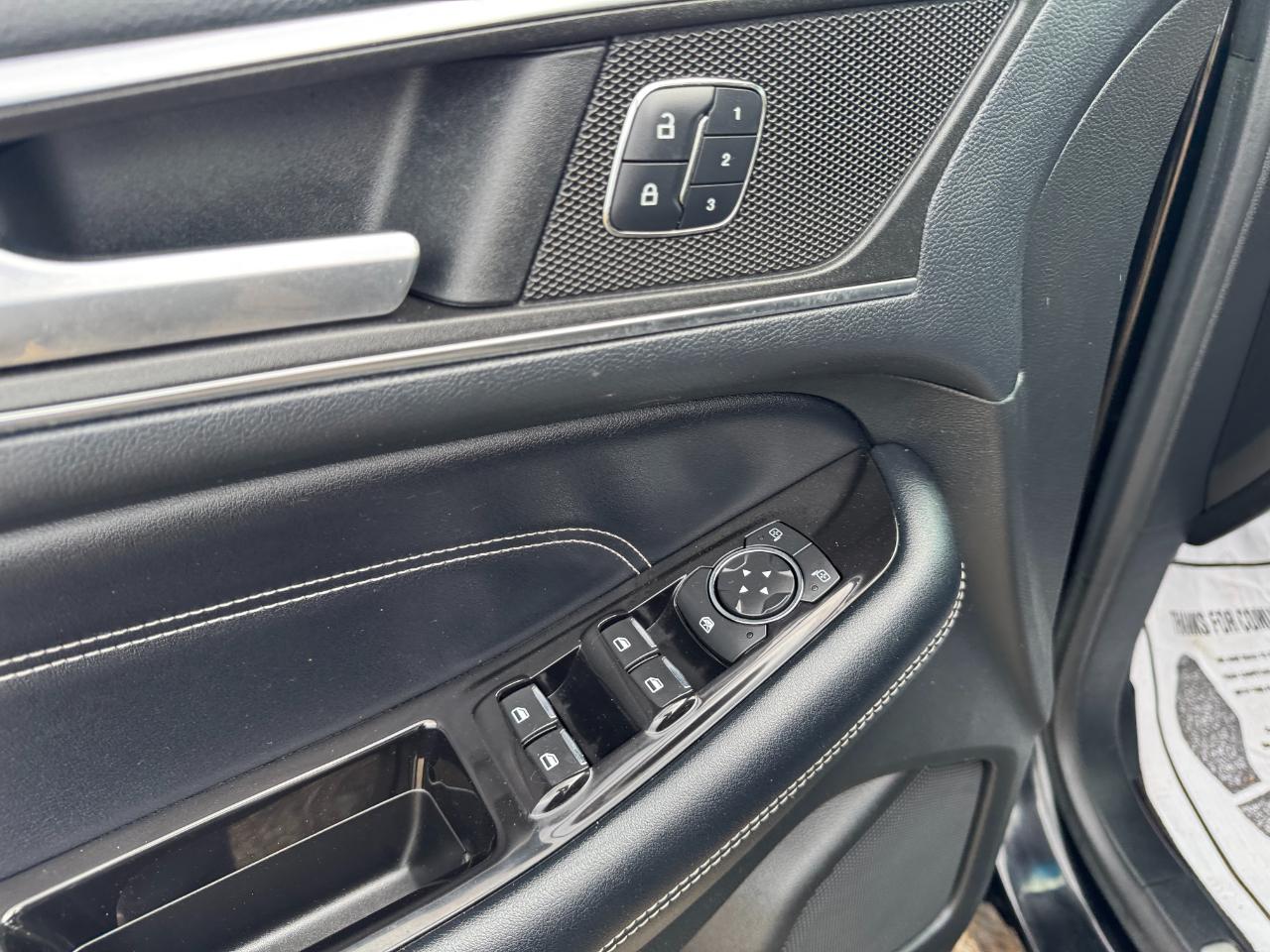 Ford Edge 4dr Titanium AWD 2016