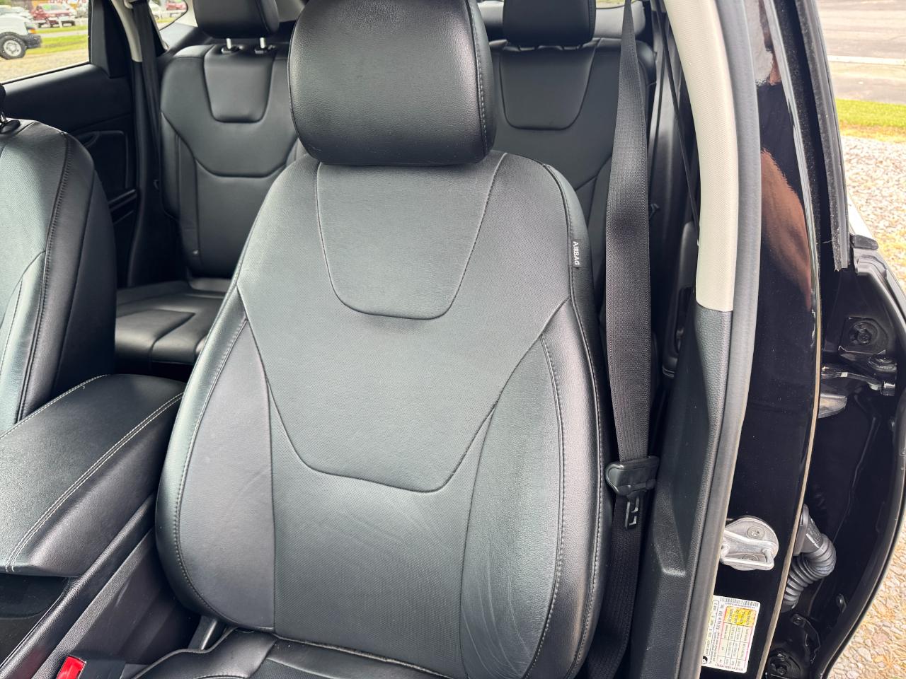 Ford Edge 4dr Titanium AWD 2016