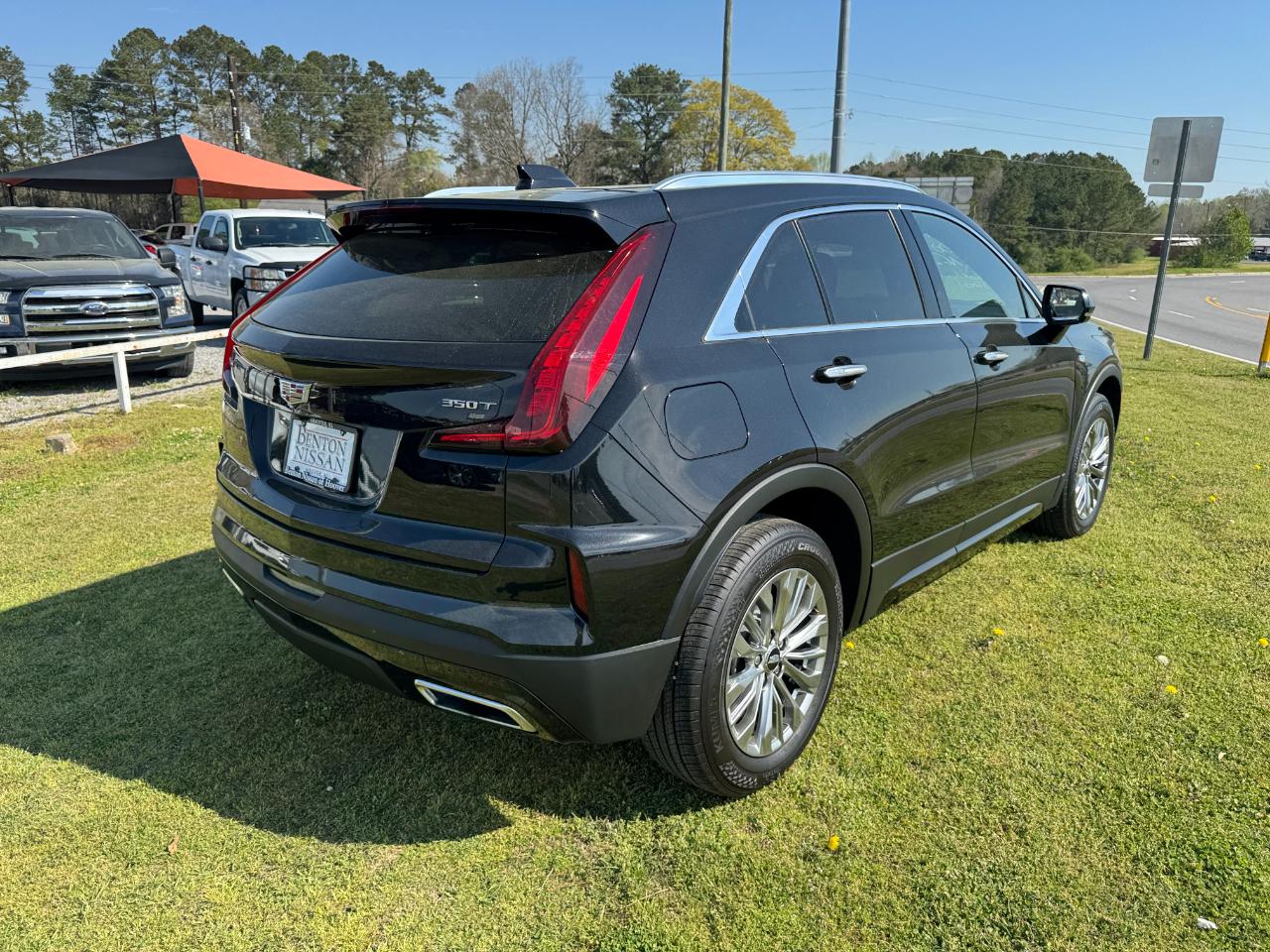 Cadillac XT4 FWD 4dr Premium Luxury 2024