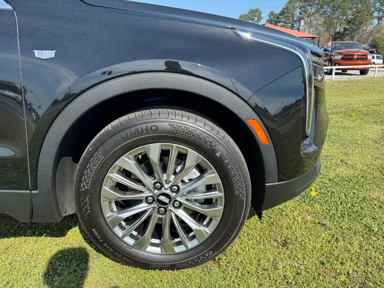 Cadillac XT4 FWD 4dr Premium Luxury 2024