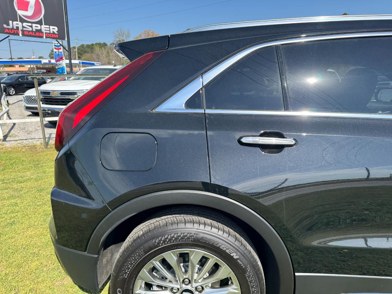 Cadillac XT4 FWD 4dr Premium Luxury 2024