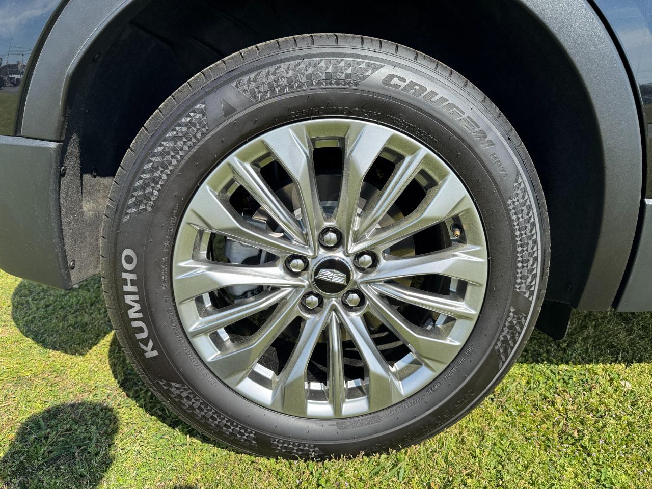 Cadillac XT4 FWD 4dr Premium Luxury 2024