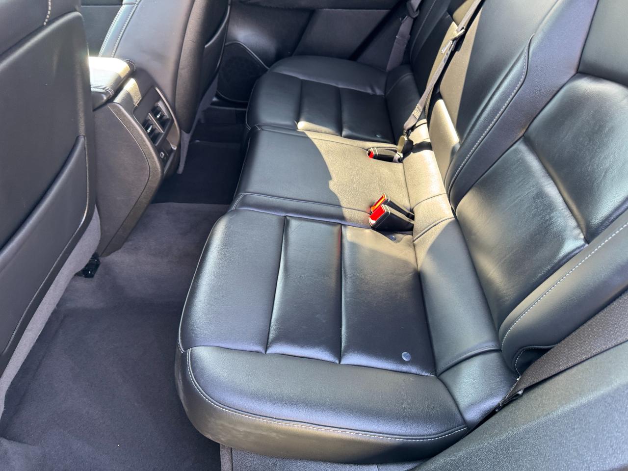 Cadillac XT4 FWD 4dr Premium Luxury 2024