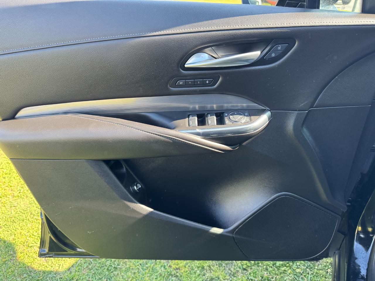 Cadillac XT4 FWD 4dr Premium Luxury 2024