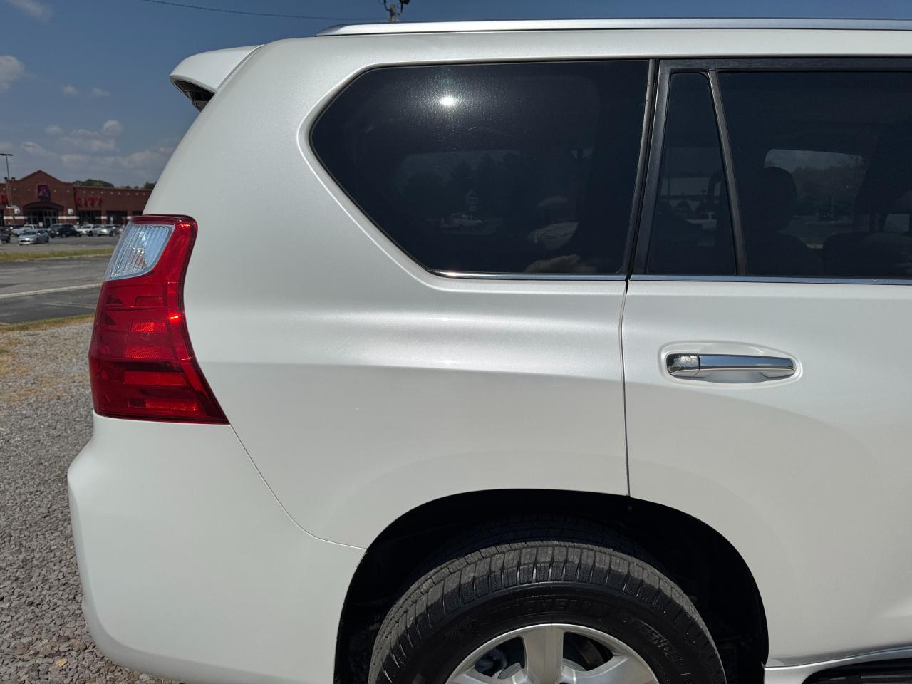 Lexus GX 460 4WD 4dr 2010