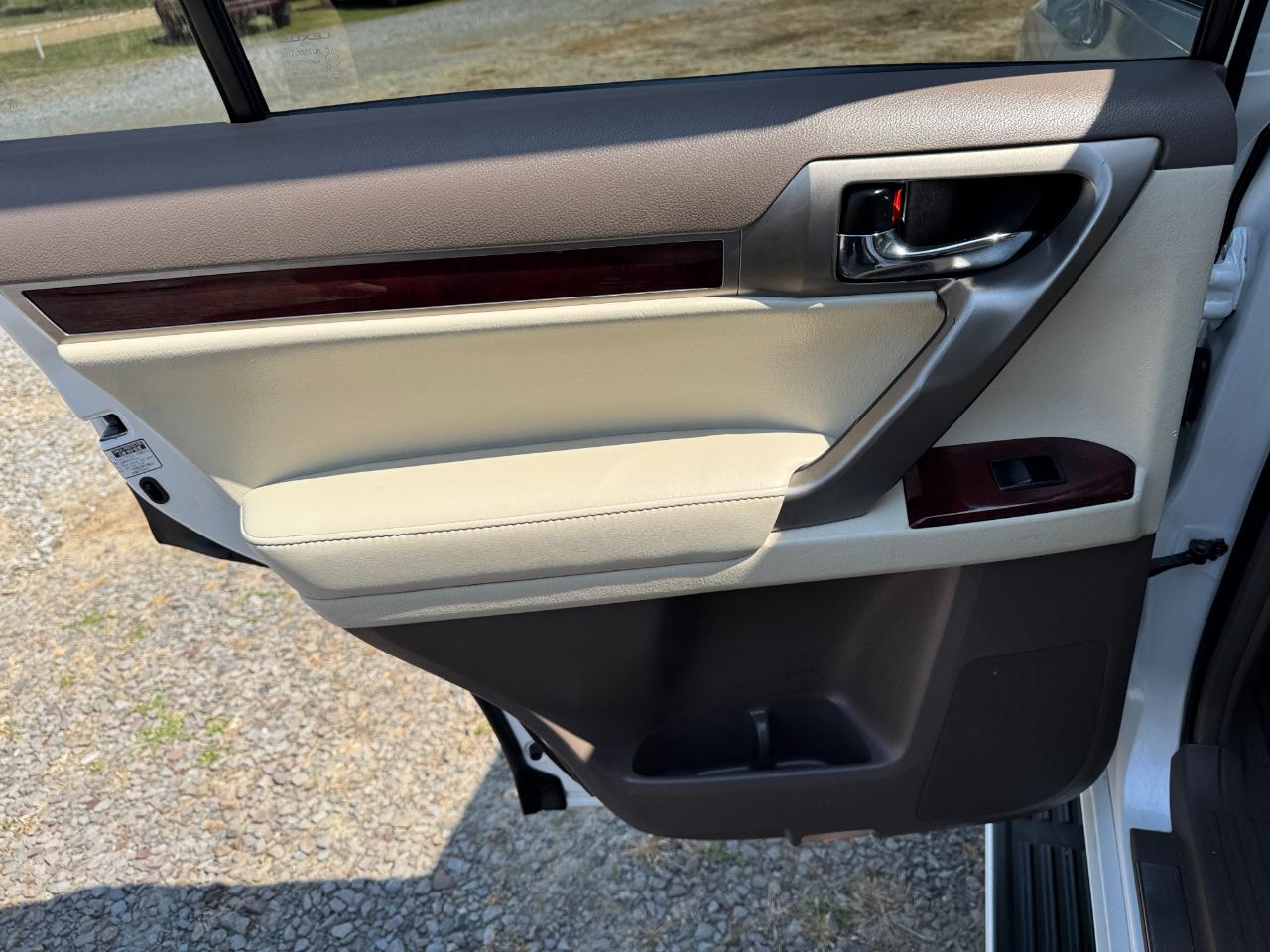 Lexus GX 460 4WD 4dr 2010