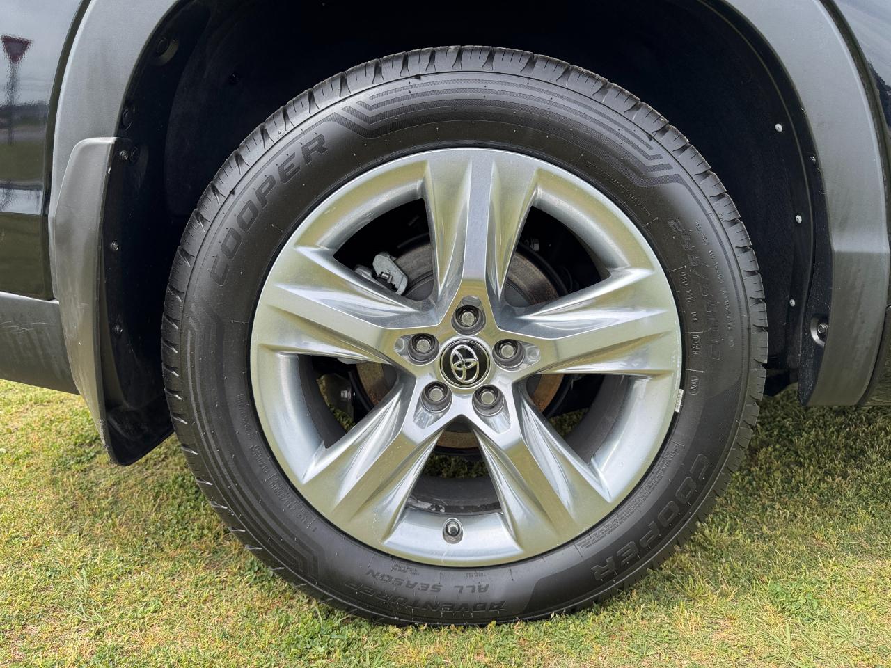 Toyota Highlander AWD 4dr V6 Limited (Natl) 2016