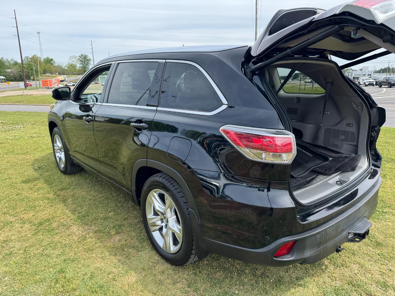 Toyota Highlander AWD 4dr V6 Limited (Natl) 2016