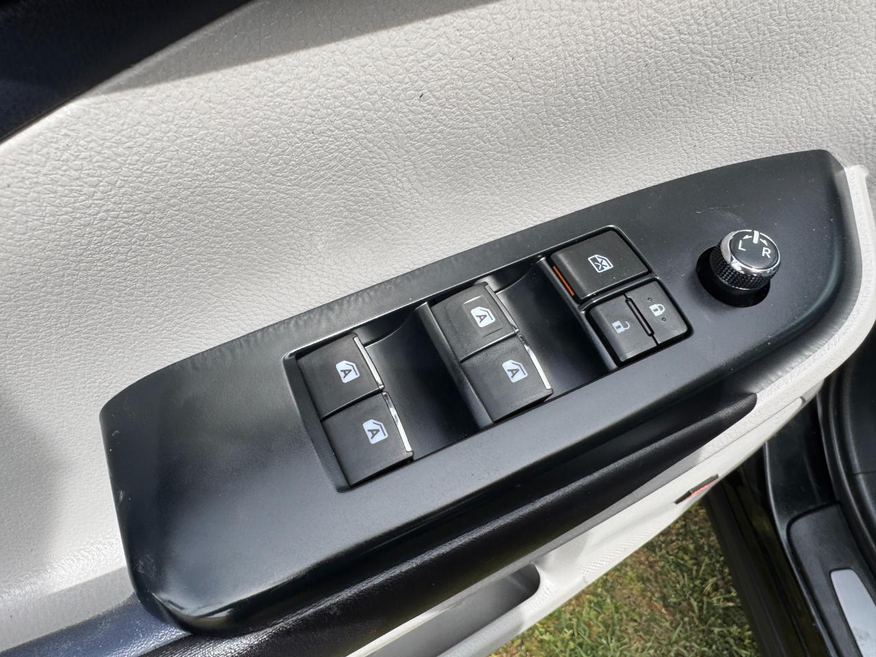 Toyota Highlander AWD 4dr V6 Limited (Natl) 2016