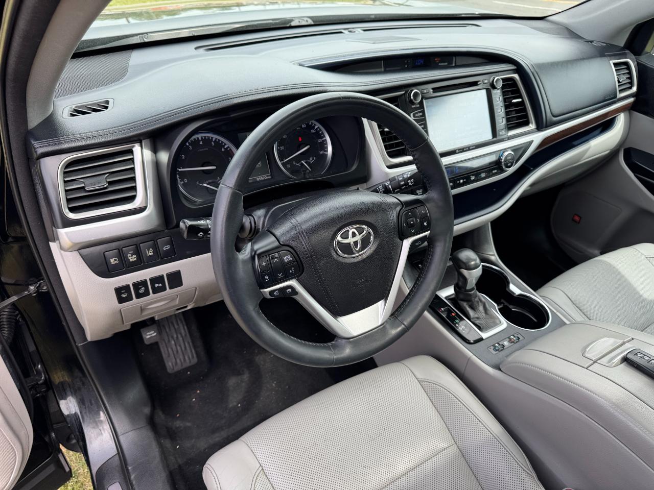 Toyota Highlander AWD 4dr V6 Limited (Natl) 2016