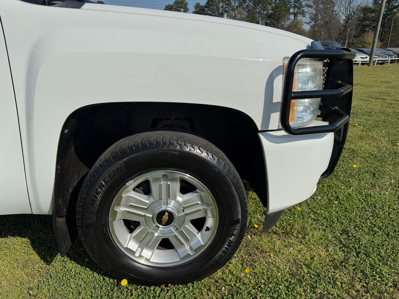 Chevrolet Silverado 1500 4WD Crew Cab 143.5" LT 2011