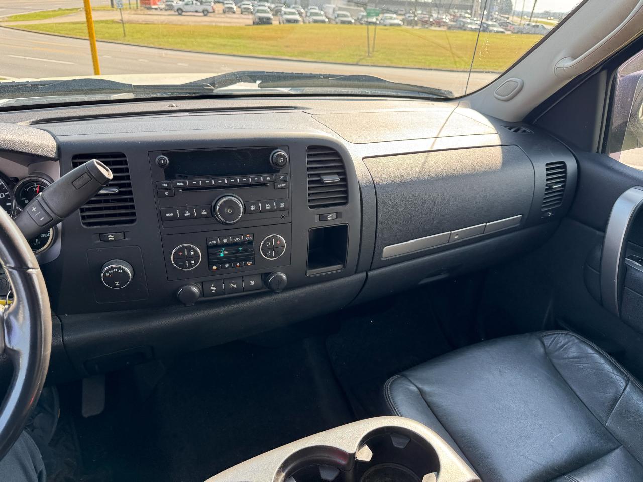 Chevrolet Silverado 1500 4WD Crew Cab 143.5" LT 2011