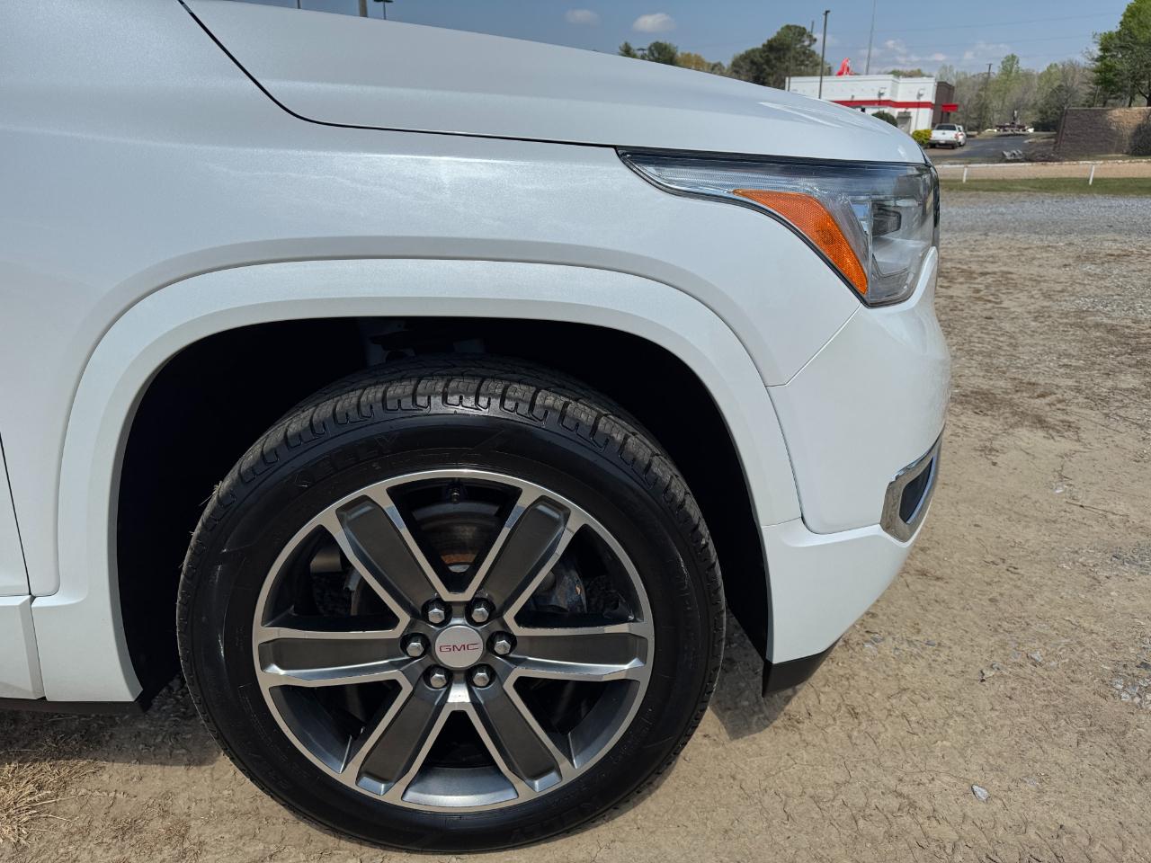 GMC Acadia AWD 4dr Denali 2019