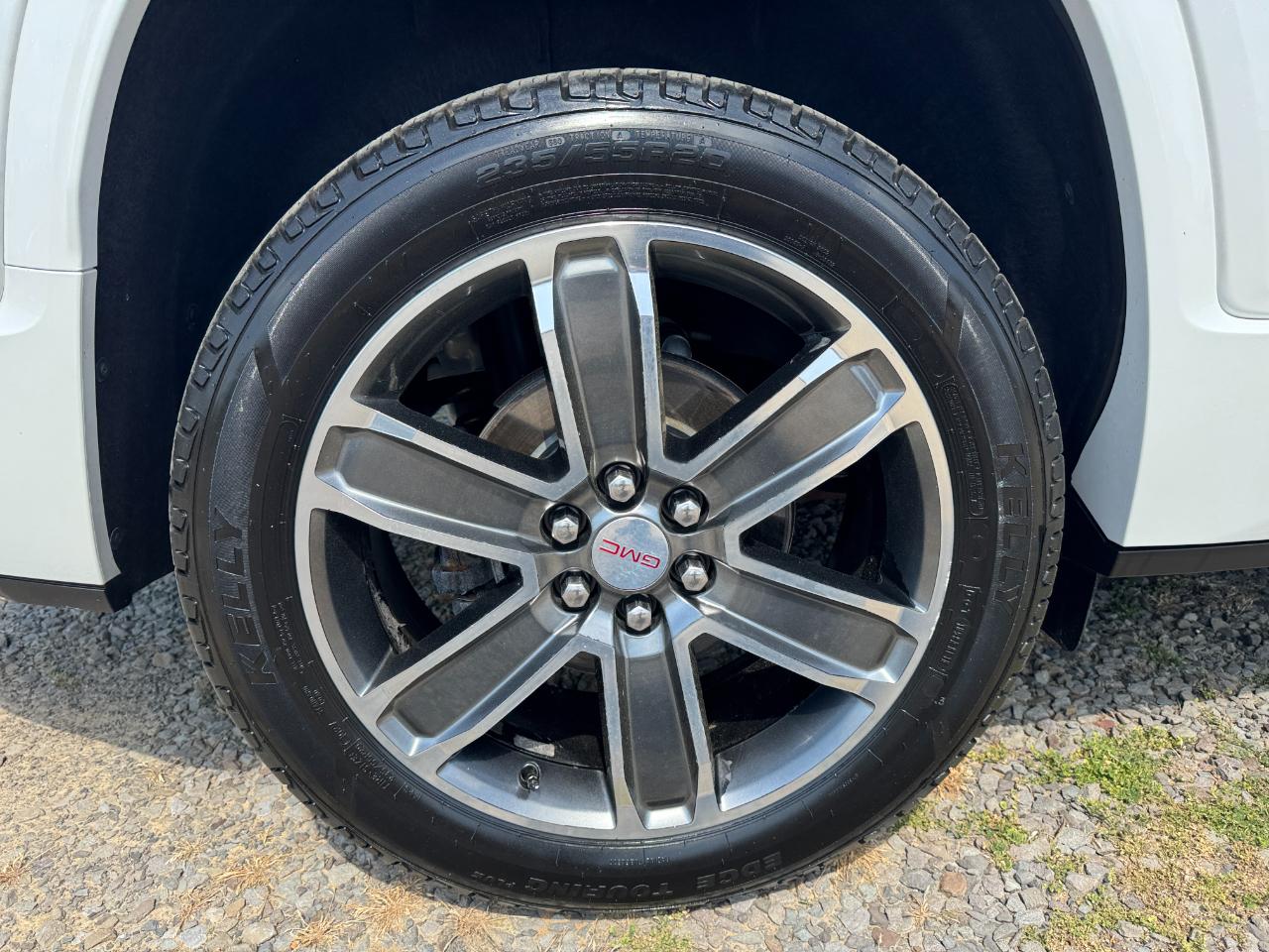 GMC Acadia AWD 4dr Denali 2019