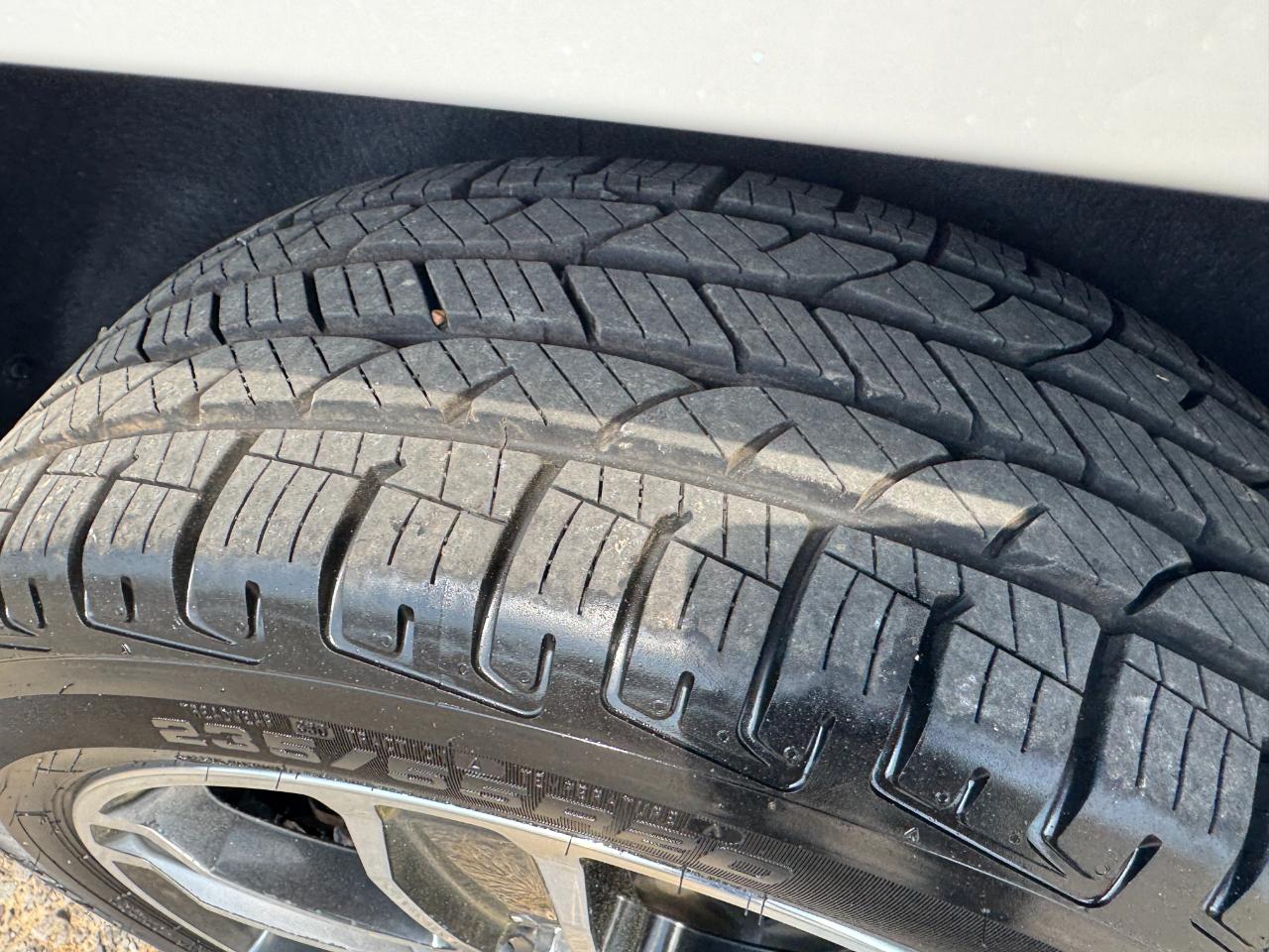 GMC Acadia AWD 4dr Denali 2019