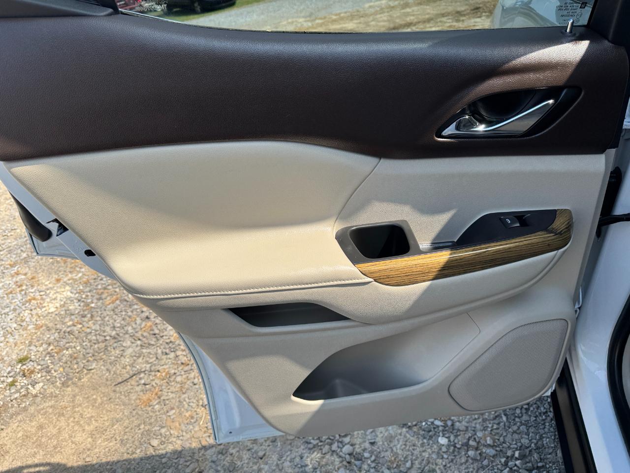 GMC Acadia AWD 4dr Denali 2019