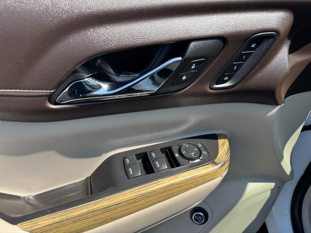 GMC Acadia AWD 4dr Denali 2019