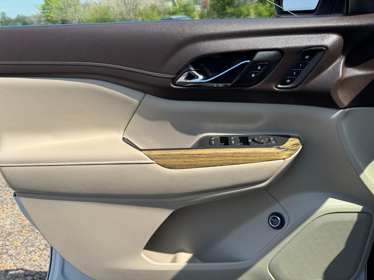 GMC Acadia AWD 4dr Denali 2019