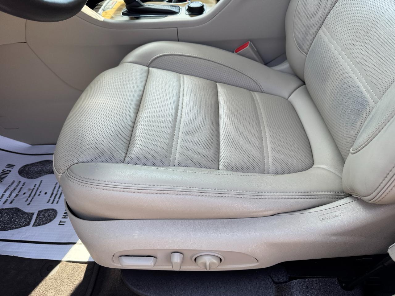 GMC Acadia AWD 4dr Denali 2019