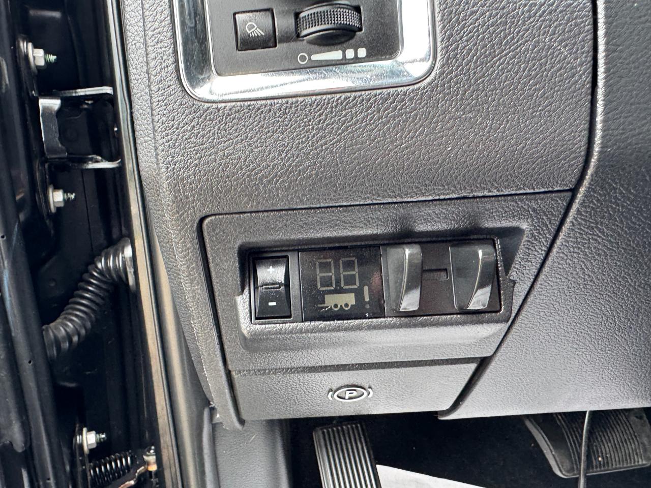 RAM 3500 4WD Crew Cab 149" Laramie 2011