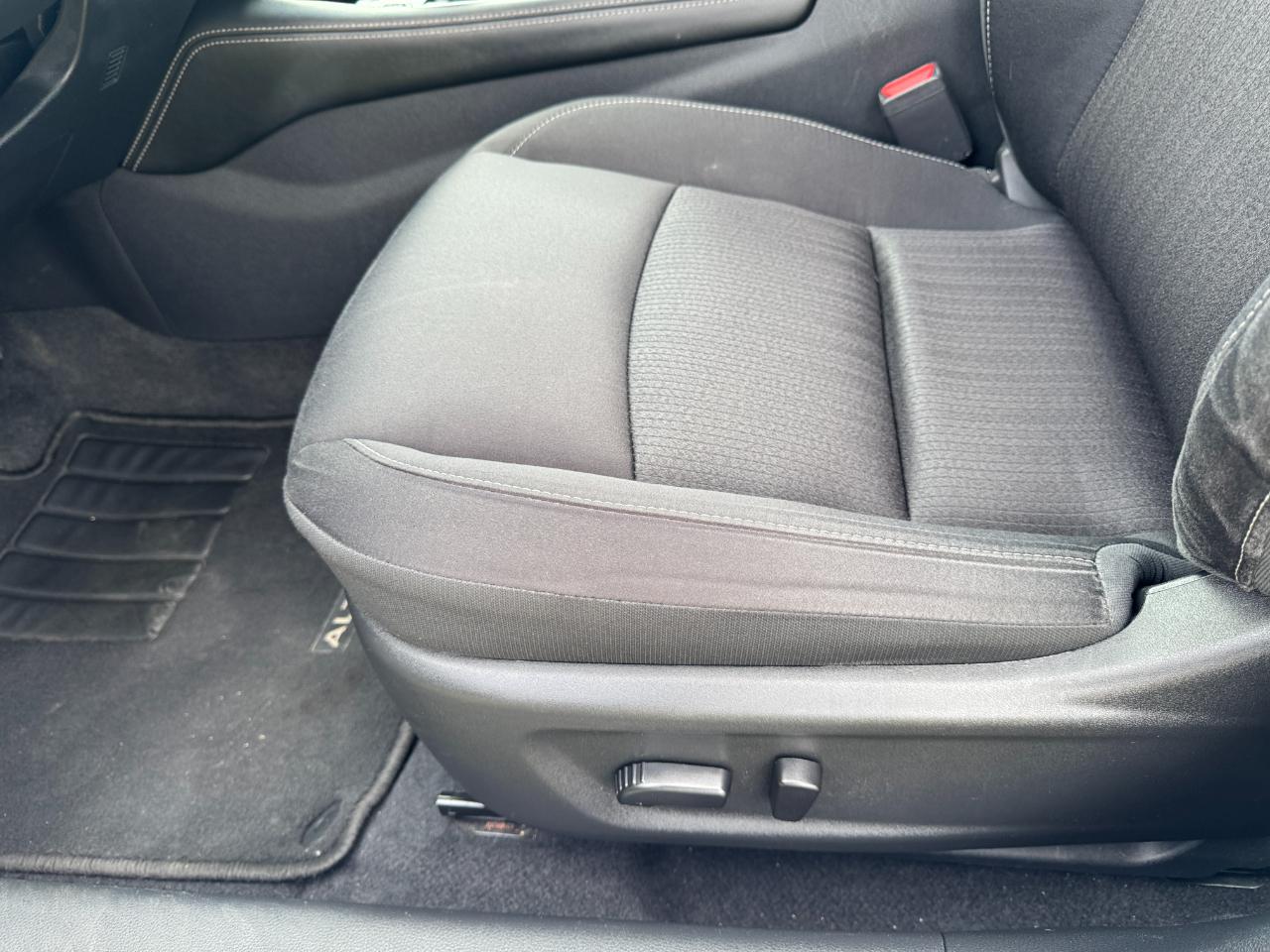 Nissan Altima 2.5 SV Sedan 2023