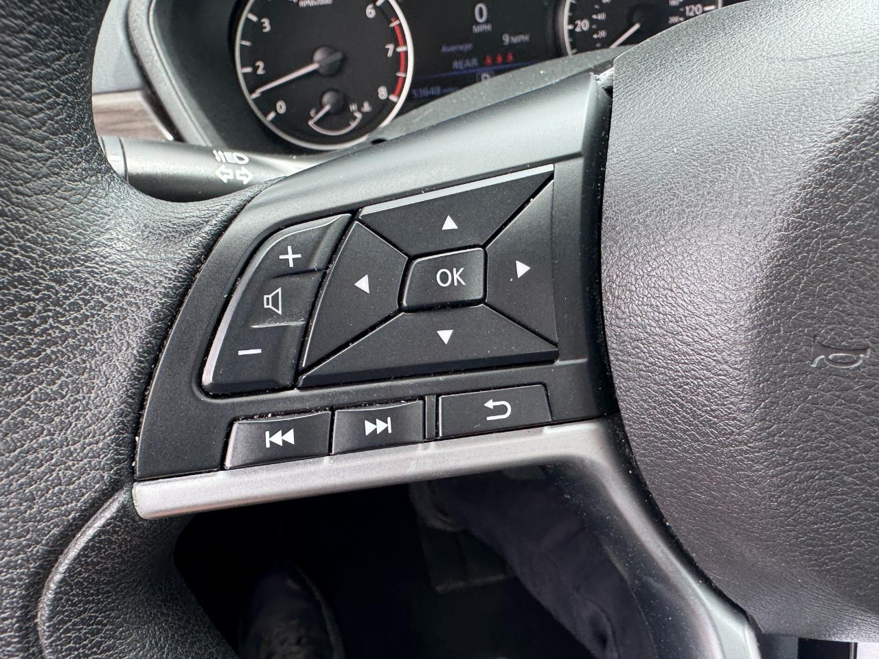 Nissan Altima 2.5 SV Sedan 2023