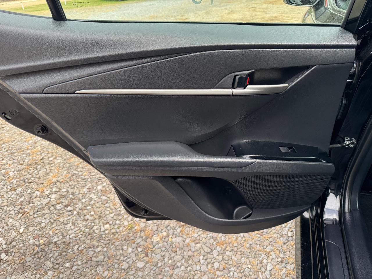 Toyota Camry LE (Natl) 2025